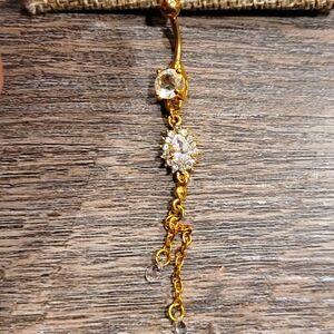 Bellybutton piercing